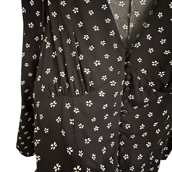 Reformation Nell Top V-neck Floral Black Sz 20 Plus Button Front Blouse - Picture 4 of 8